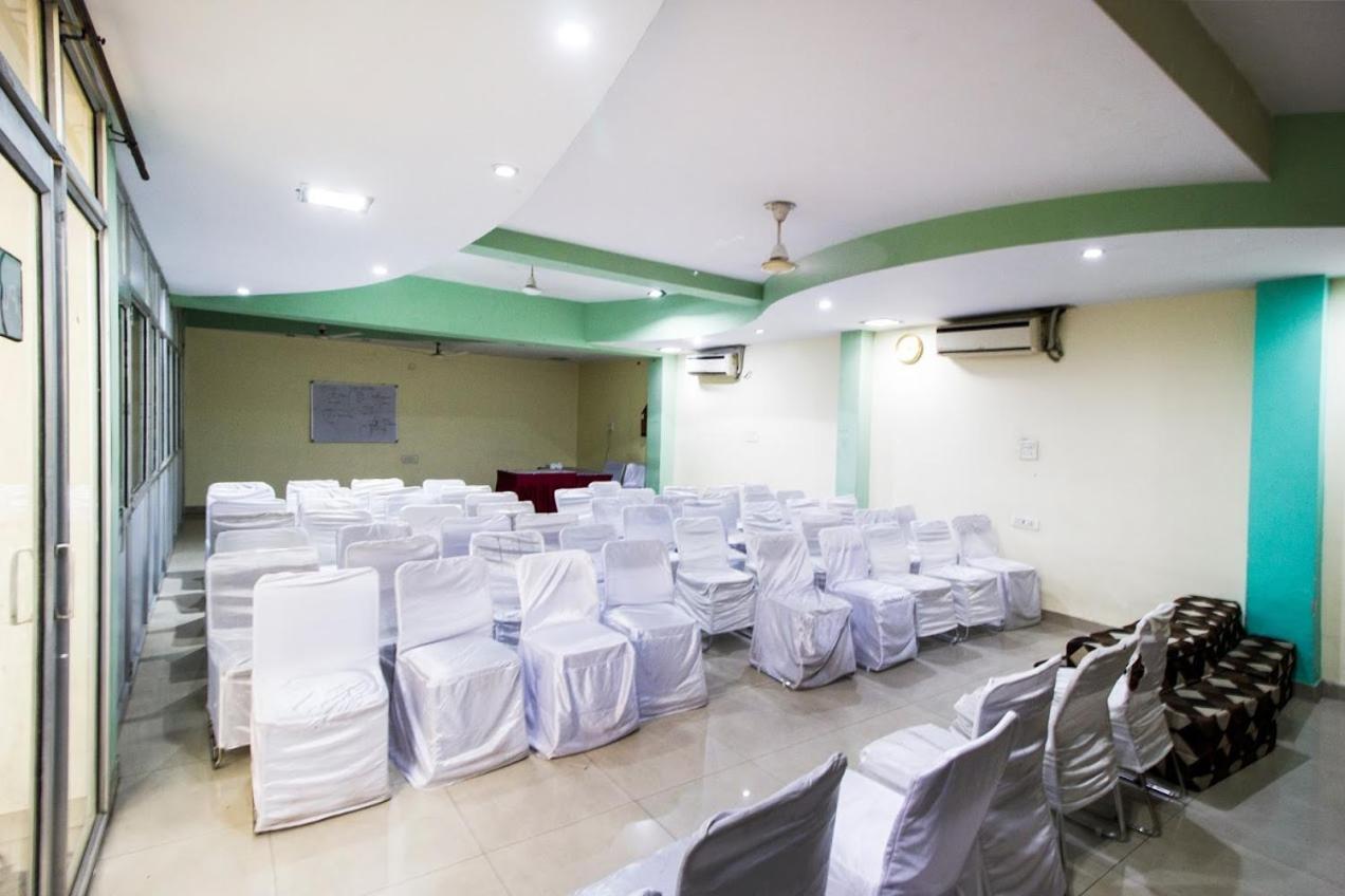 Oyo 9601 Hotel Sunshine Residency Castle 노이다 외부 사진